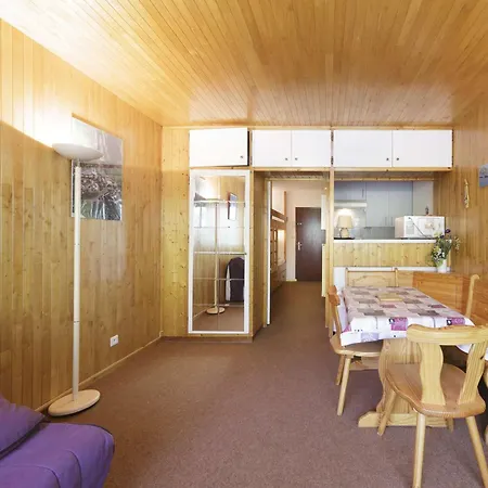 6 Personnes Pied Des Pistes Avec Balcon Et Vue Montagnes - Fr-1-400-28 شقة *